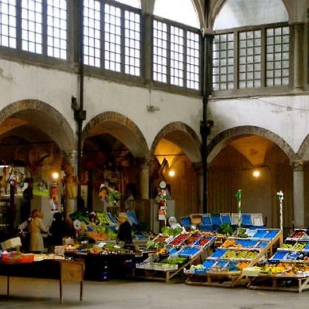 Il Glicine Di Lucca Leilighet Eksteriør bilde
